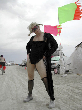 cautionmike_drag1