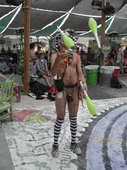 2823NAKED_JUGGLER_CLOWN