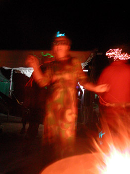 2875Lisa_at_3oclock_fire
