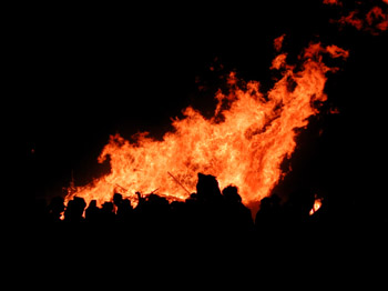 3206TEMPLE_BURN